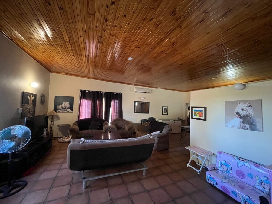 3 Bedroom Property for Sale in Kakamas Northern Cape
